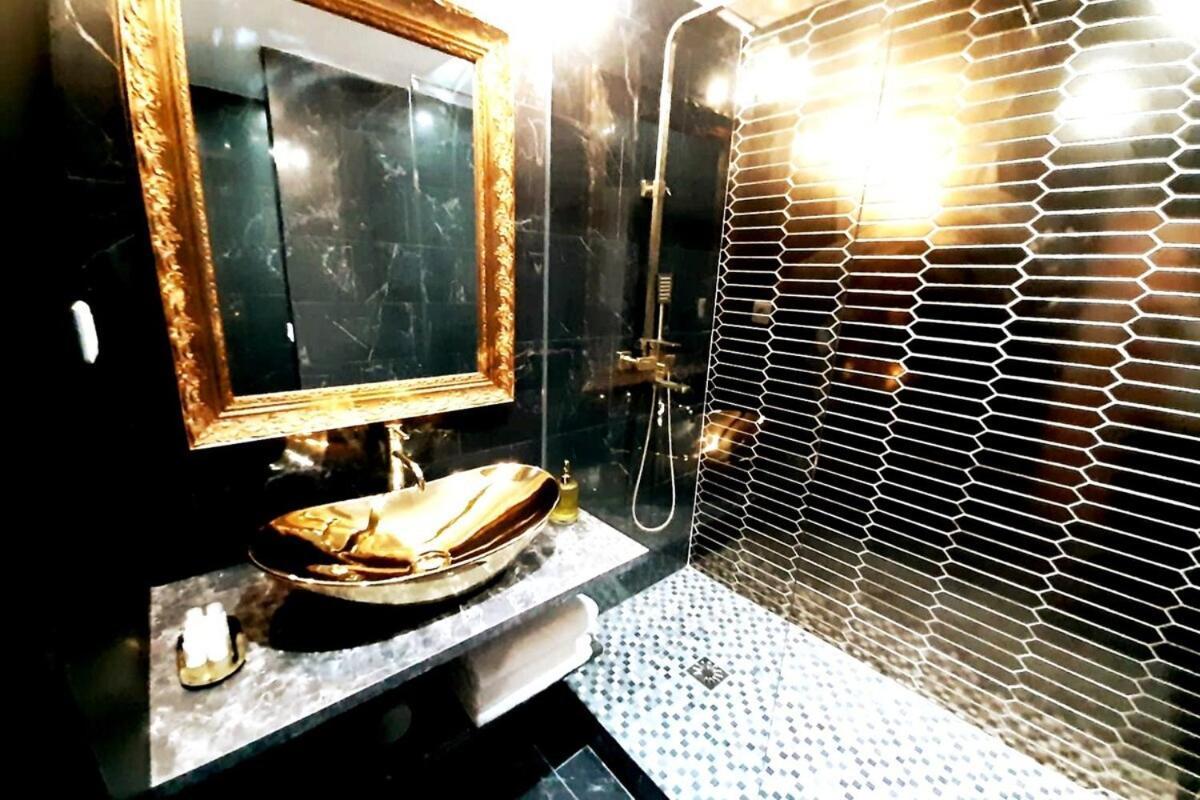 Da Vinci Montmartre Aircon Parigi
